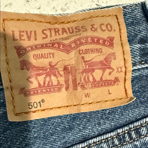 Distressed Denim Levi 501  Women Shorts - Picture 3 of 5